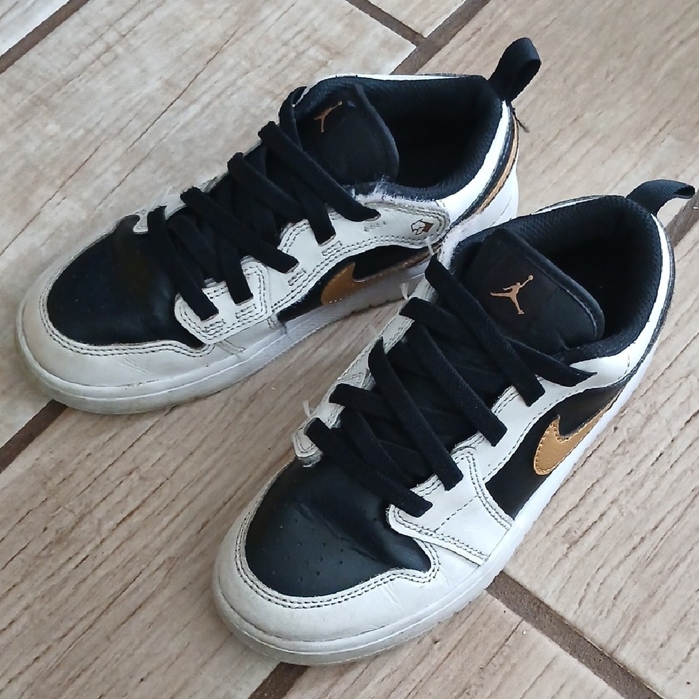 Jordan 1 Size 3 Low-Top Sneakers in Black, White & Gold